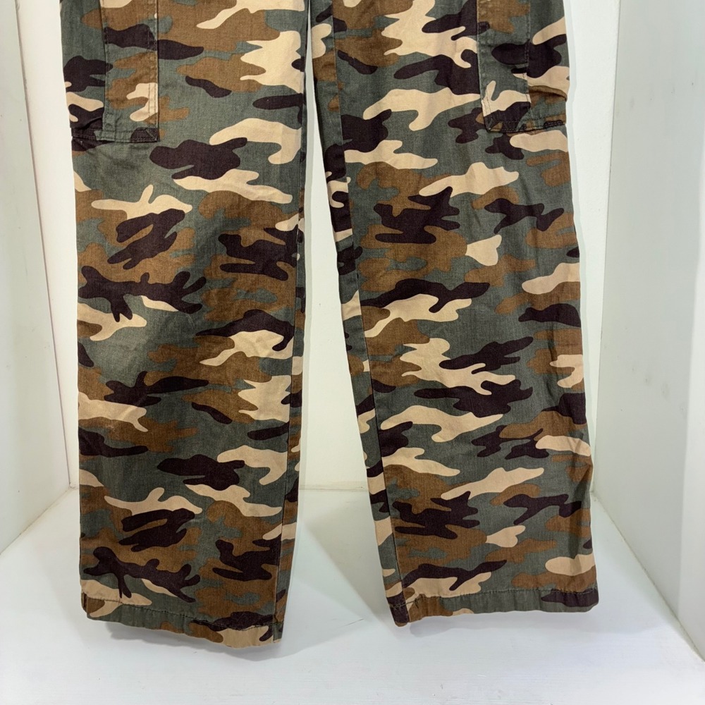 Levi's 94 Baggy Cargo Pants Camouflage Print Women's Size 26 - Picture 8 of 8